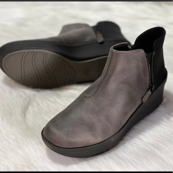 Clarks Cloudstepper Women's Step Rose Up Booties <wide fit> - Picture 7 of 11